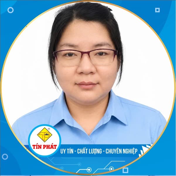 Ảnh chân dung Nguyễn Thị Tấn