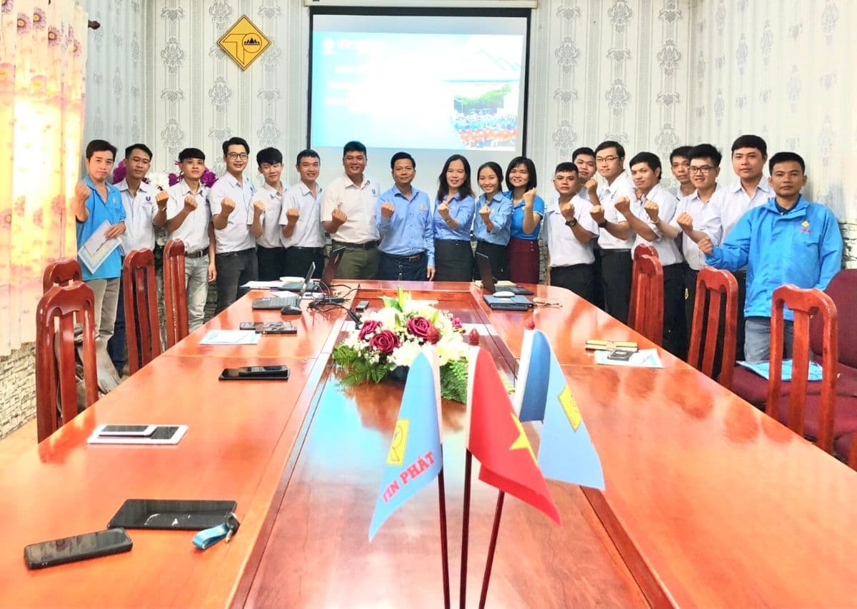 TÍN PHÁT: TUYÊN DƯƠNG – KHEN THƯỞNG CÁN BỘ NHÂN VIÊN HOÀN THÀNH XUẤT SẮC NHIỆM VỤ THÁNG 9 – THÁNG 10/2023